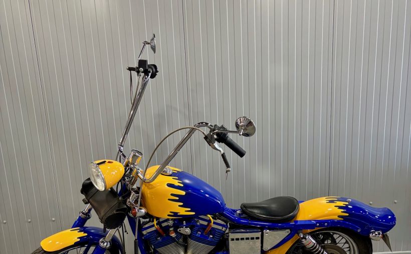 HARLEY-DAVIDSON SPORTSTER 883 3