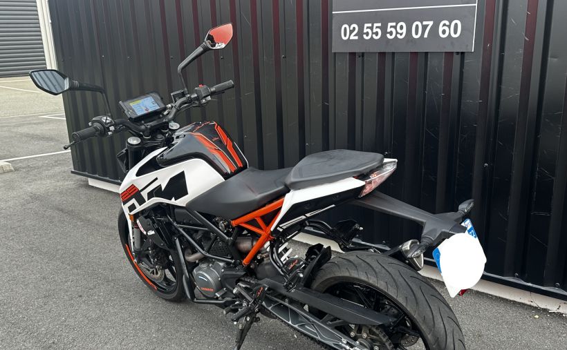 KTM 125 DUKE 30