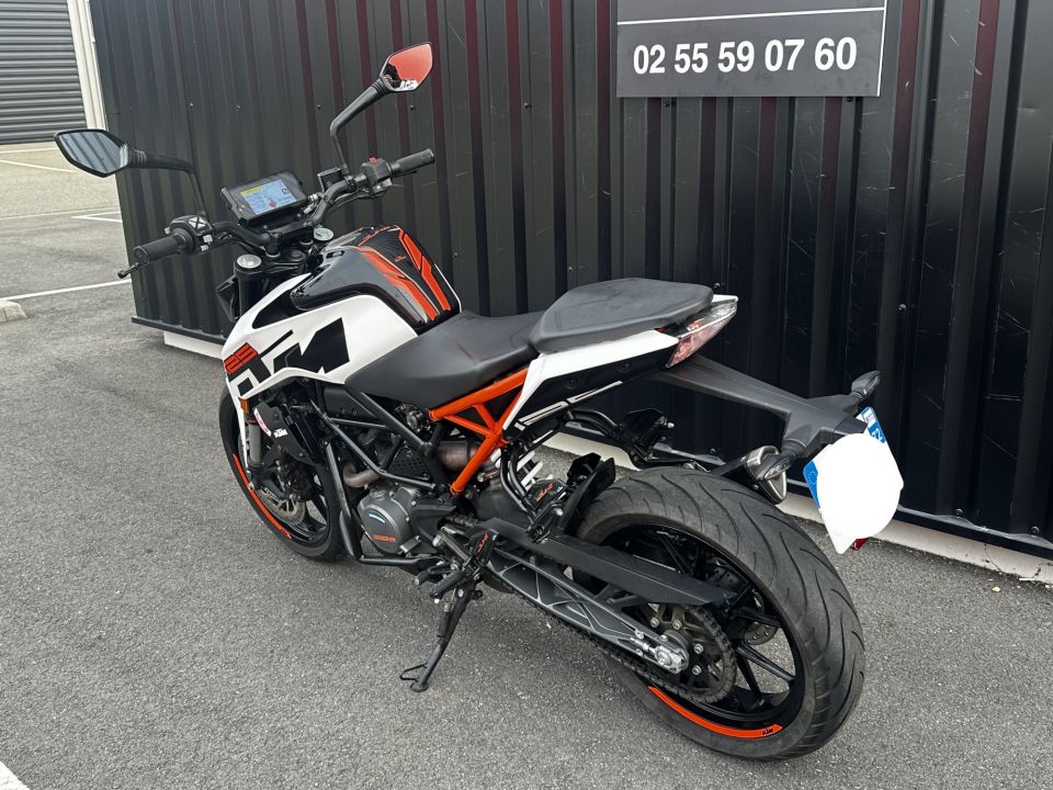 KTM 125 DUKE 30