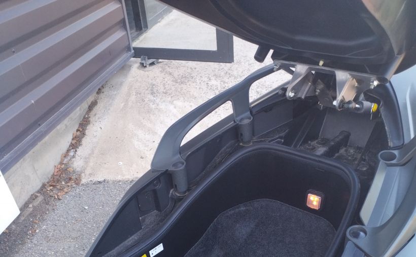 YAMAHA XP T-MAX 560 TECH MAX 7