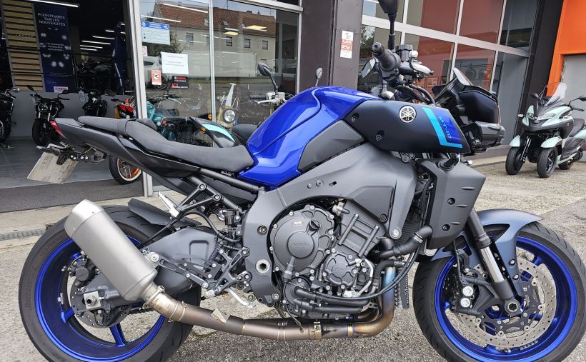 YAMAHA MT-10 0
