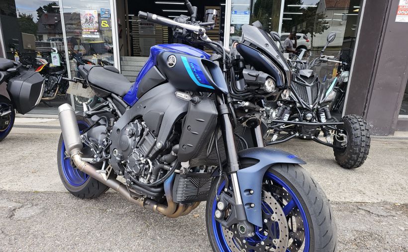YAMAHA MT-10 1