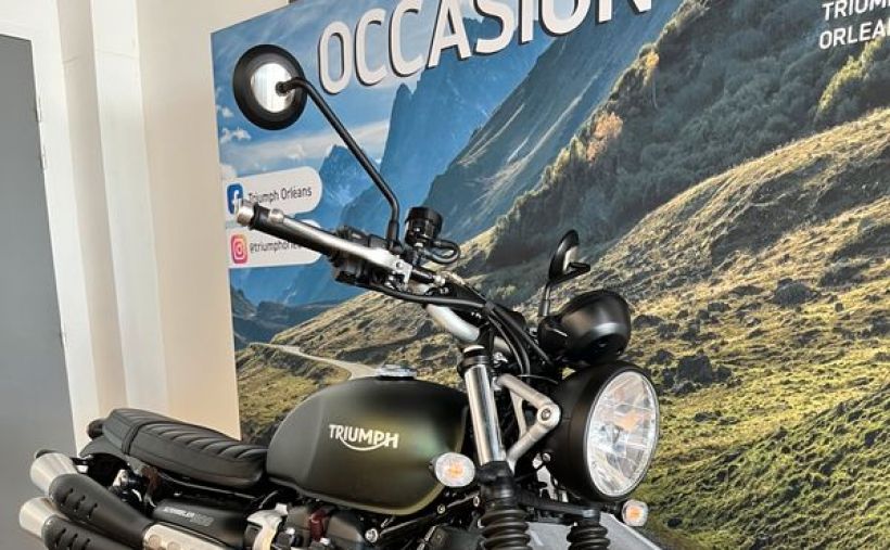 TRIUMPH STREET SCRAMBLER  900 4