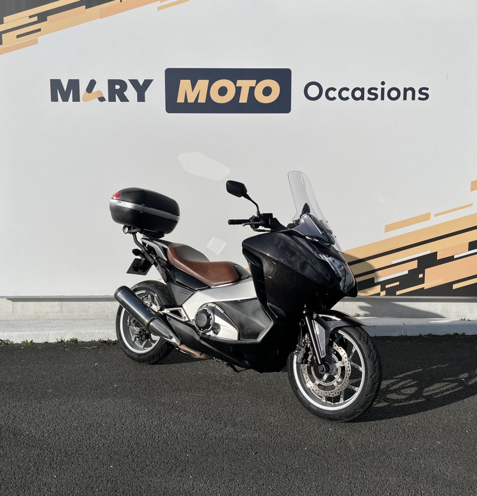 HONDA INTEGRA 700 26