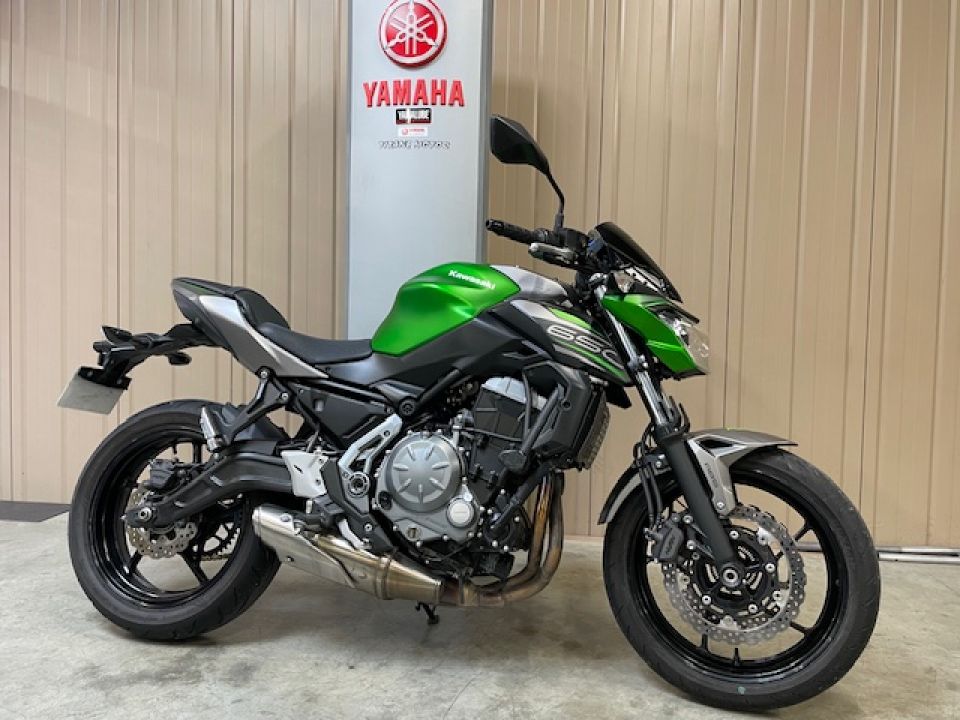 KAWASAKI Z 650 (47.5CV) 1