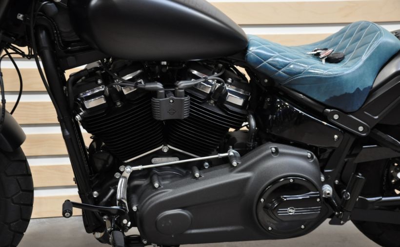 HARLEY-DAVIDSON SOFTAIL FAT BOB 1745 7