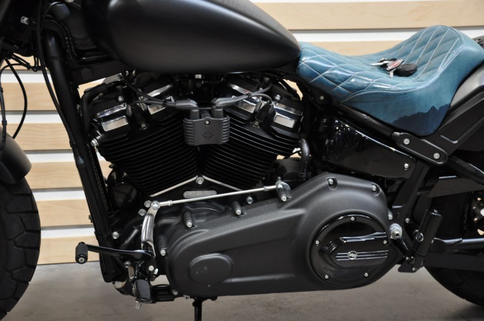 HARLEY-DAVIDSON SOFTAIL FAT BOB 1745 7