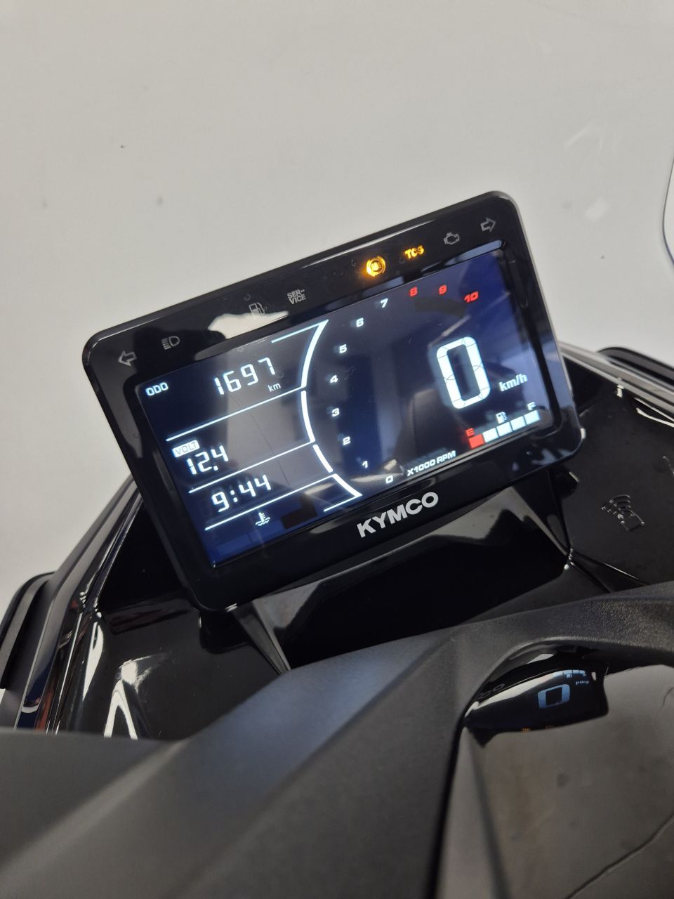 KYMCO DOWNTOWN 125 ABS 3