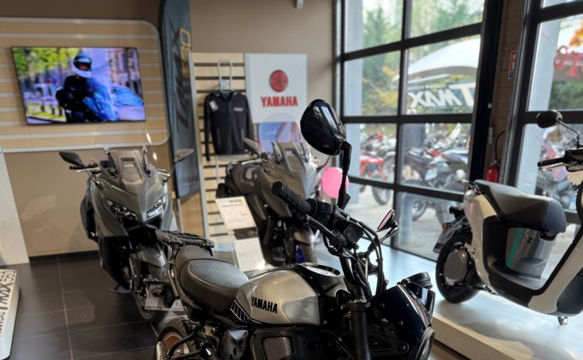 YAMAHA XSR 700 LEGACY 2