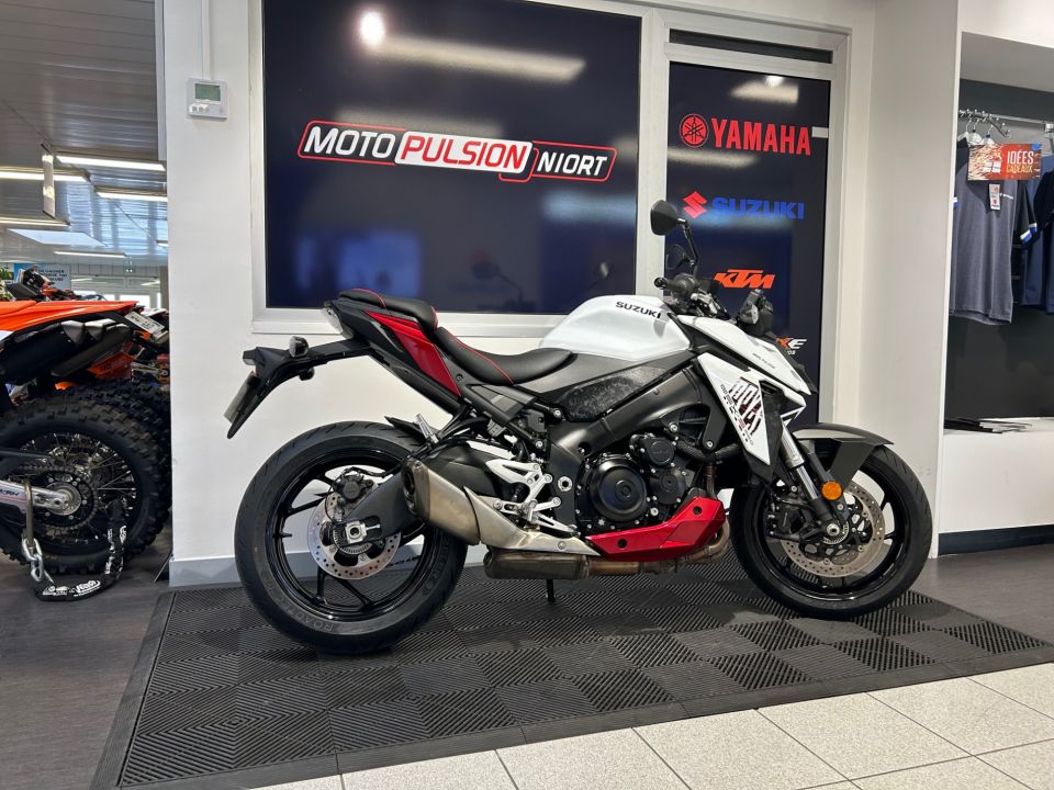 SUZUKI GSX-S 950 A2 6