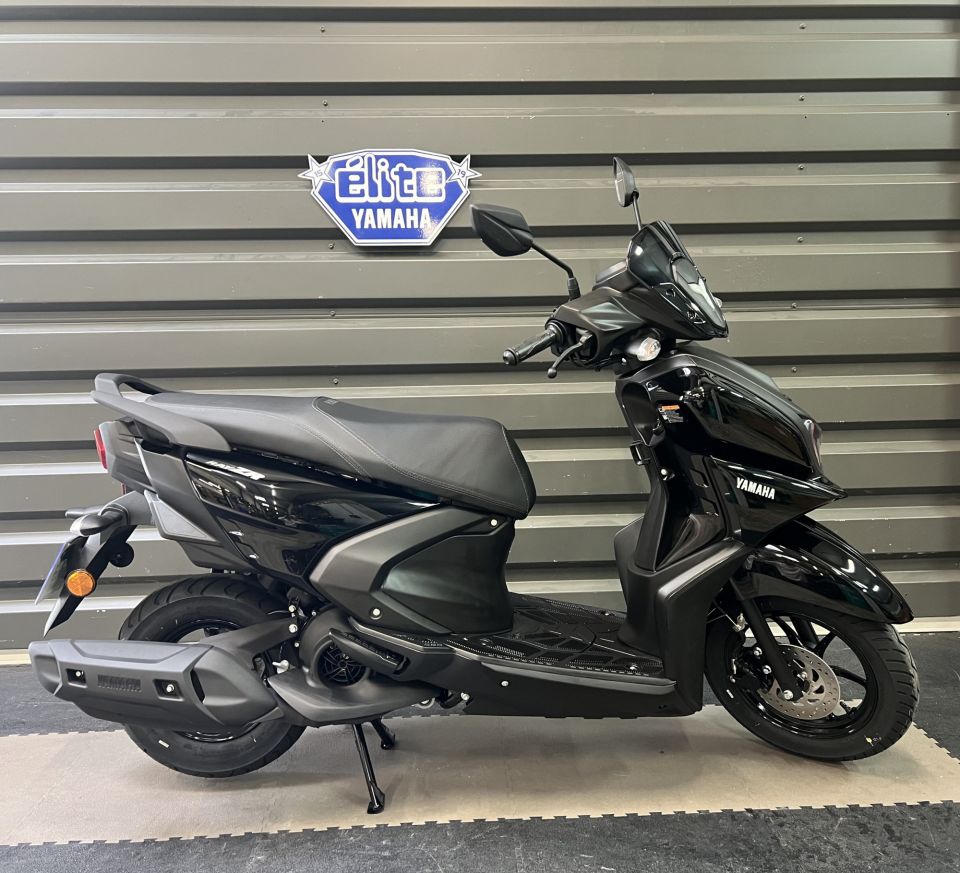 YAMAHA RayZR 125 0