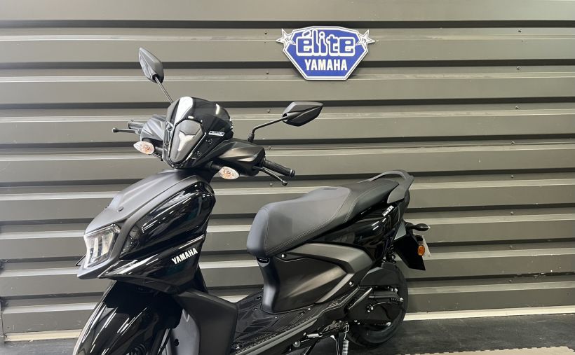 YAMAHA RayZR 125 3