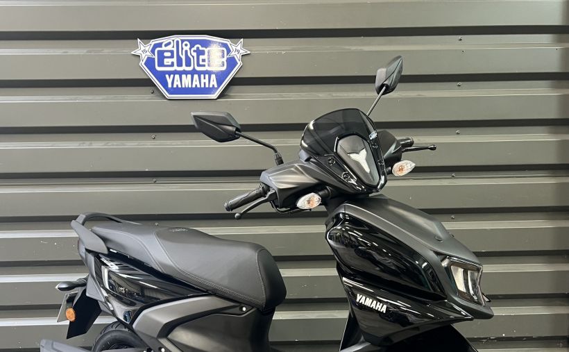 YAMAHA RayZR 125 1