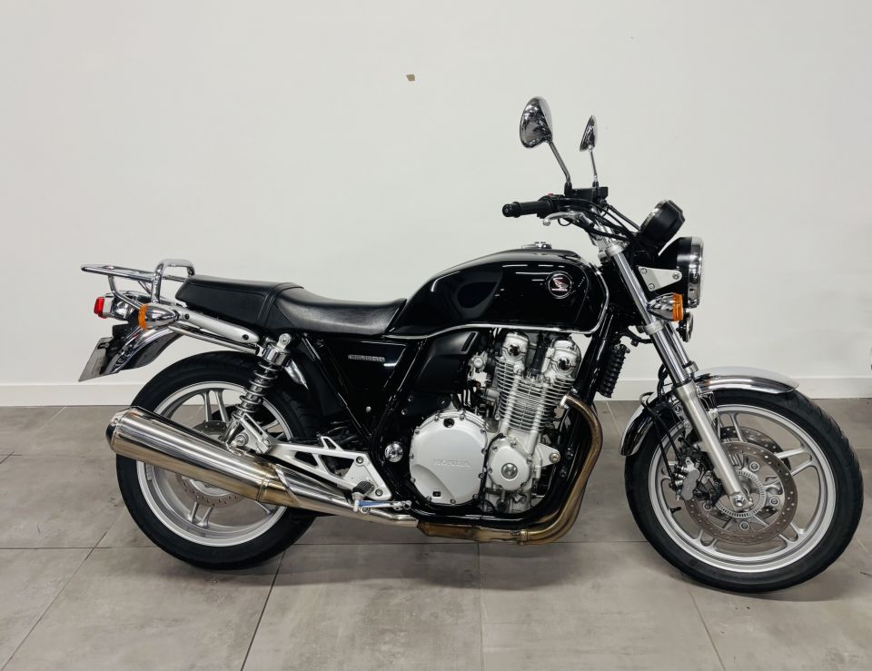 HONDA CB 1100 8