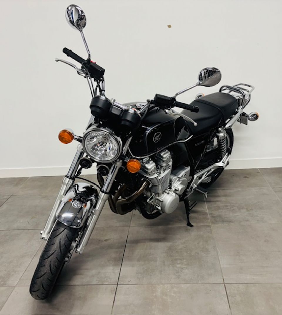 HONDA CB 1100 2