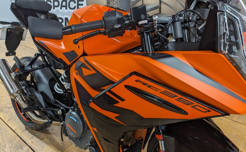 KTM RC 390 ABS 3