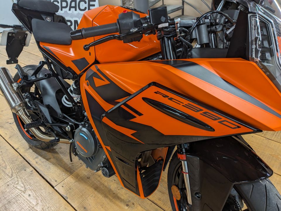 KTM RC 390 ABS 40