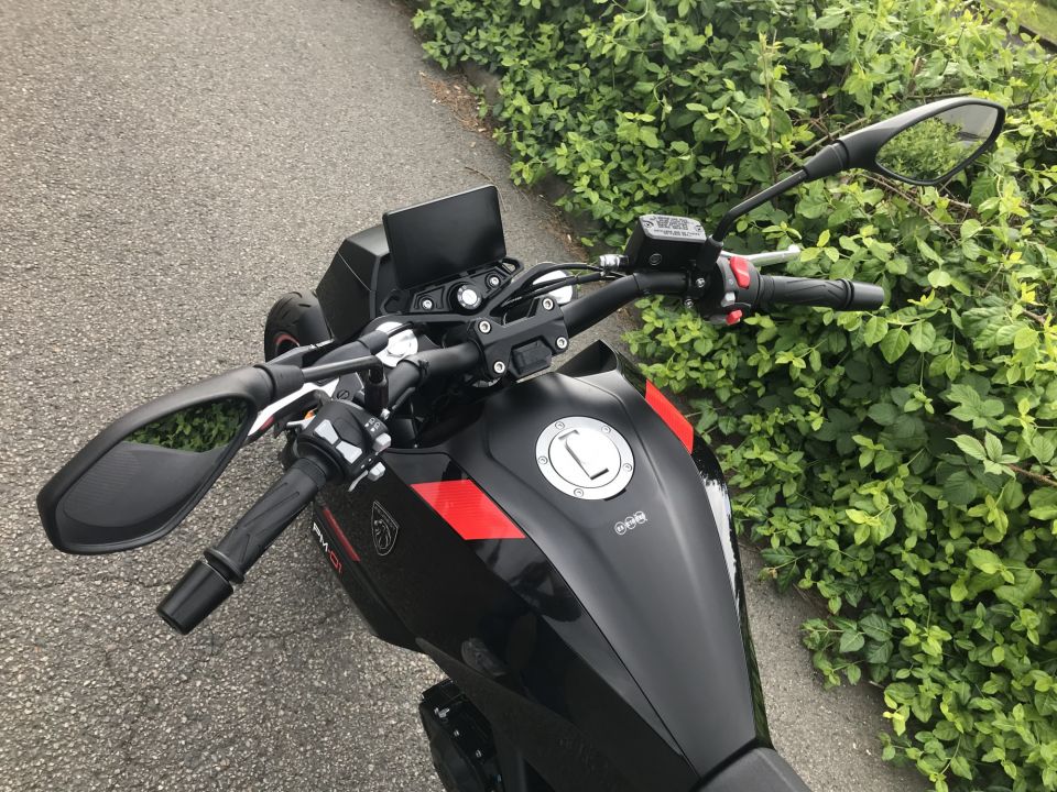 PEUGEOT PM-01 125 ROADSTER 12