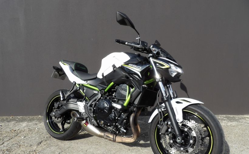 KAWASAKI Z 650 (47.5CV) 2