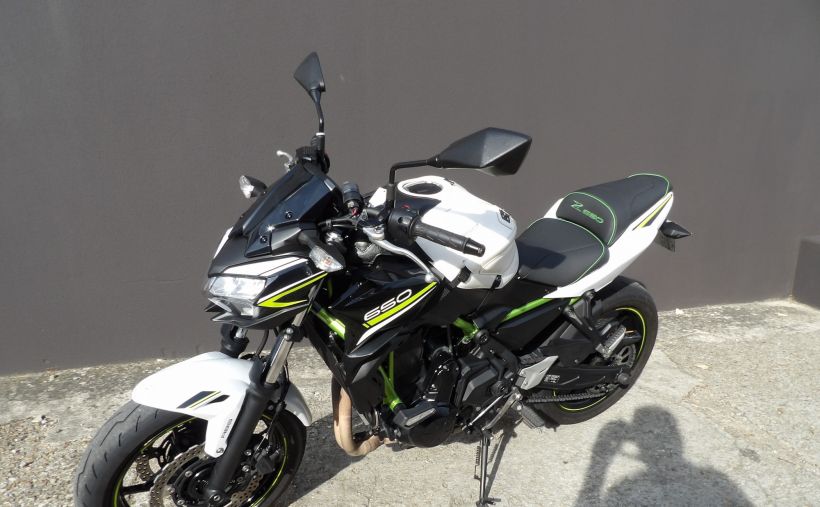 KAWASAKI Z 650 (47.5CV) 4