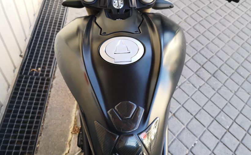 DUCATI STREETFIGHTER 8