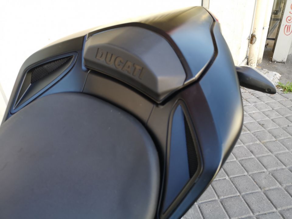 DUCATI STREETFIGHTER 36