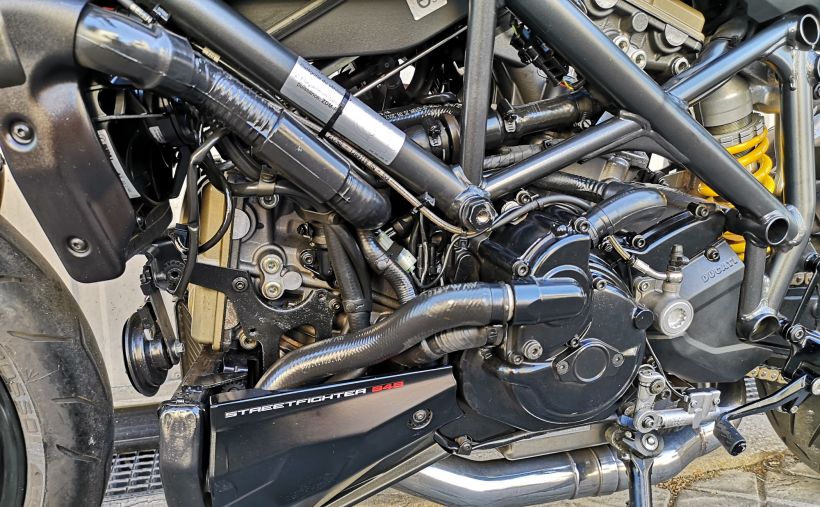 DUCATI STREETFIGHTER 44
