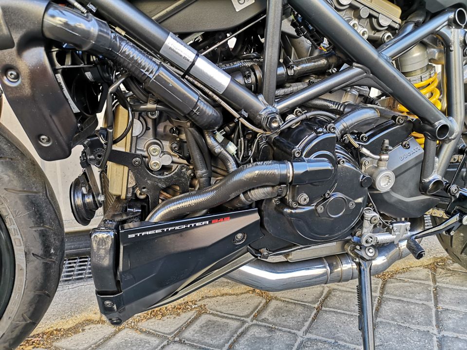 DUCATI STREETFIGHTER 44