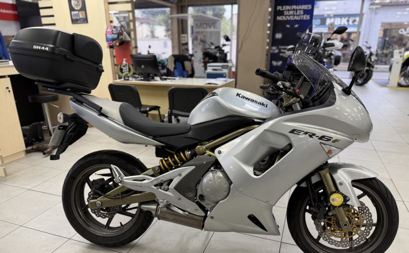 KAWASAKI ER-6 0