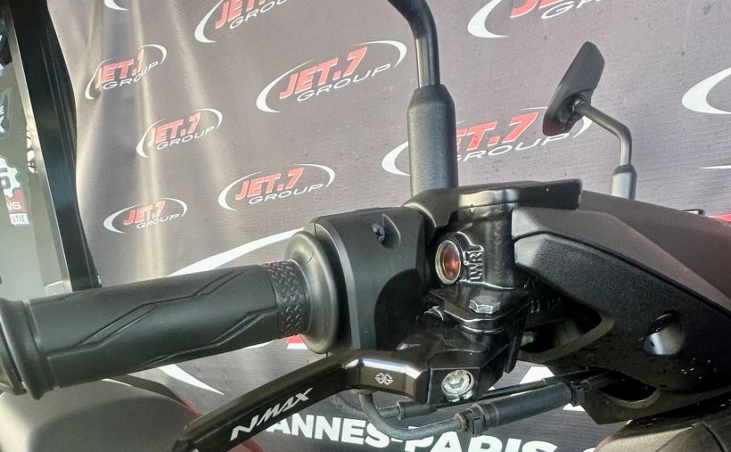 YAMAHA NMAX 125 3