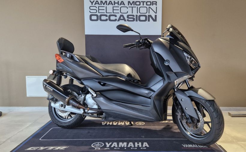 YAMAHA XMAX 125 0