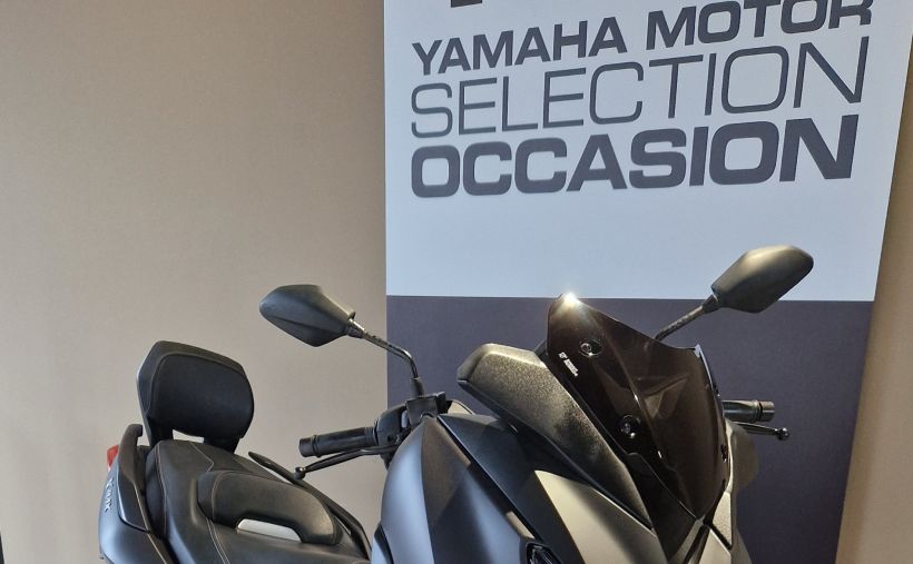 YAMAHA XMAX 125 1