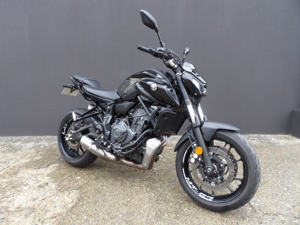 YAMAHA MT-07 (47.5CV) 2