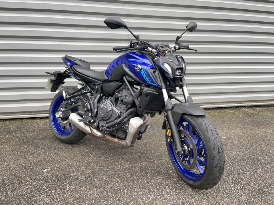 YAMAHA MT-07 0