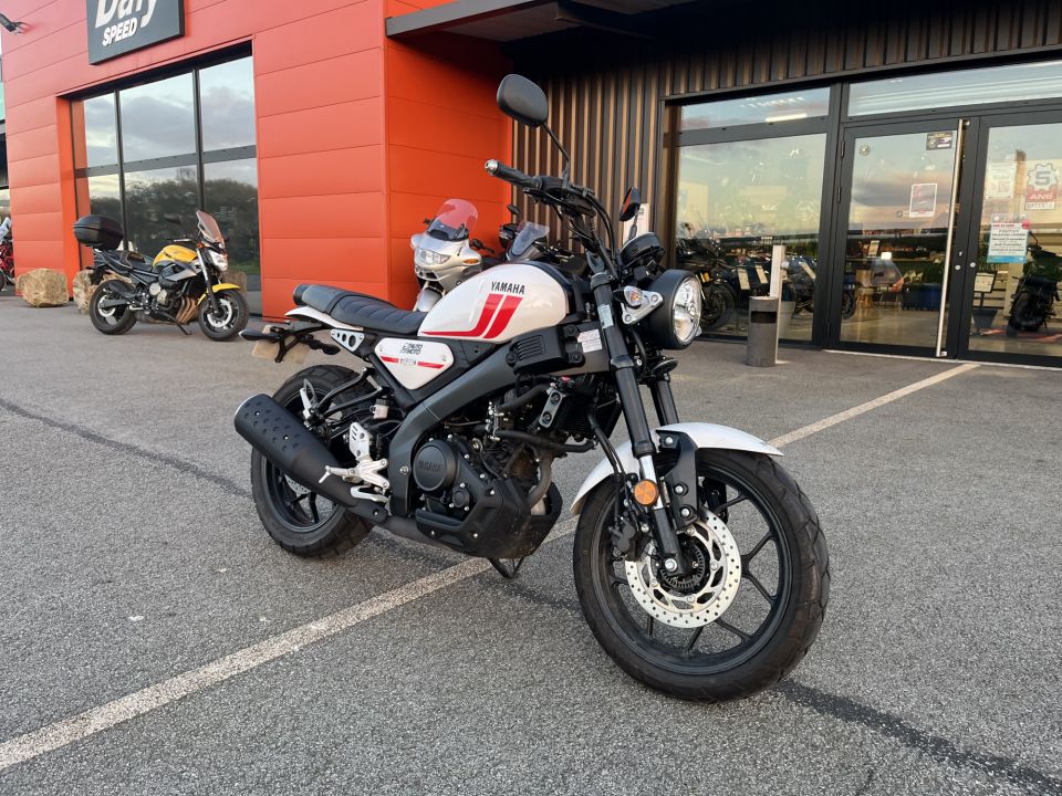 YAMAHA XSR 125 0