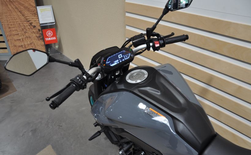 YAMAHA MT-07 (47.5CV) 3