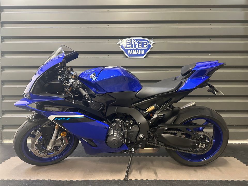 YAMAHA YZF-R9 2