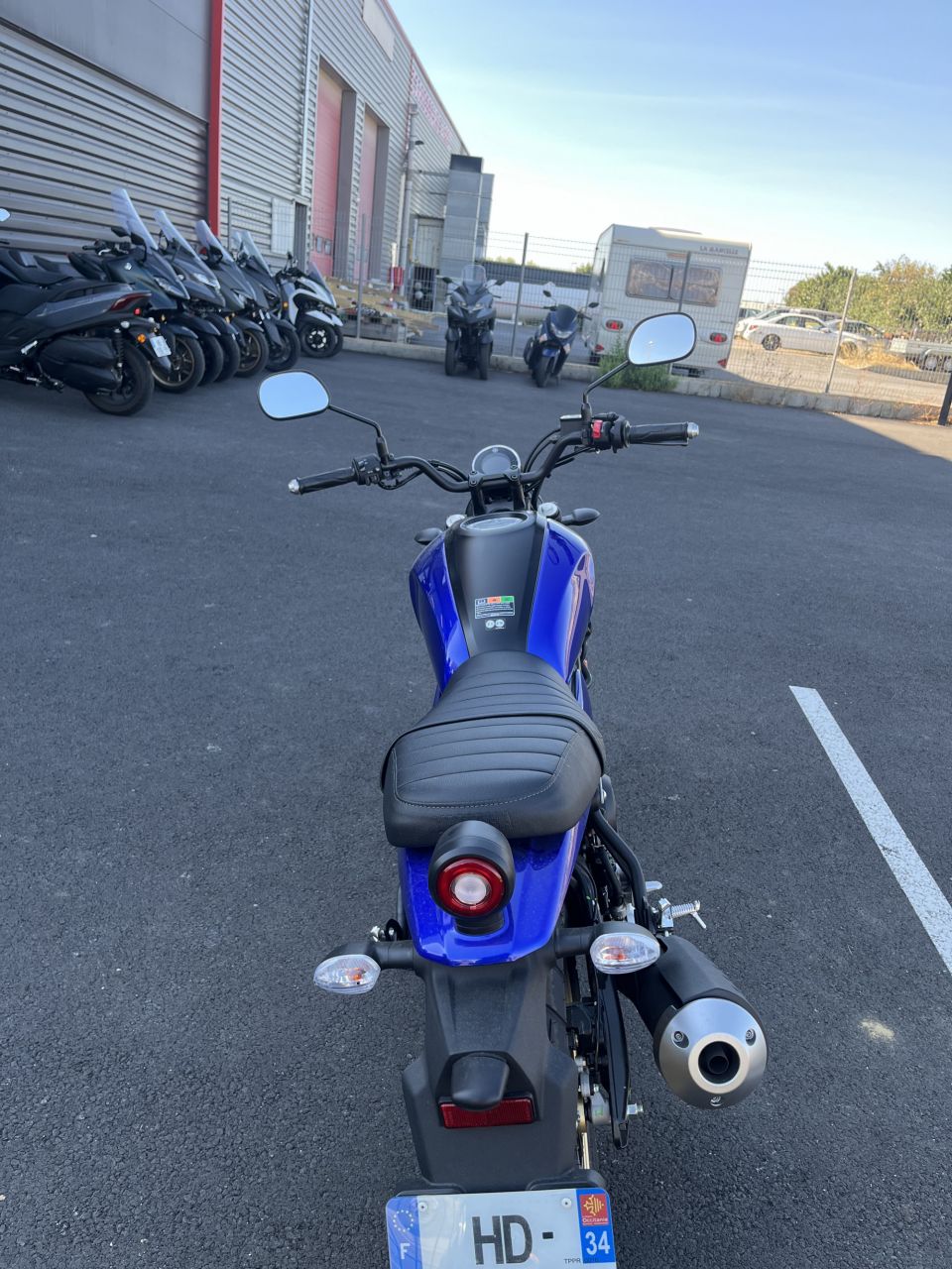 YAMAHA XSR 125 2