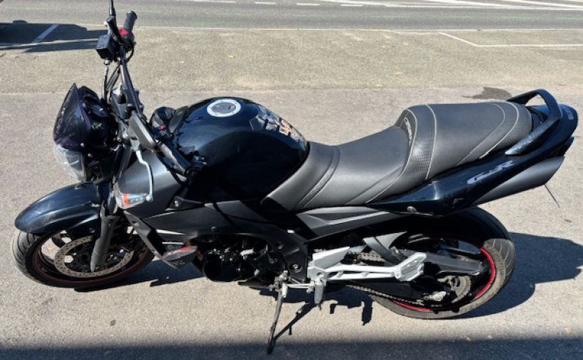 SUZUKI GSR 600 0