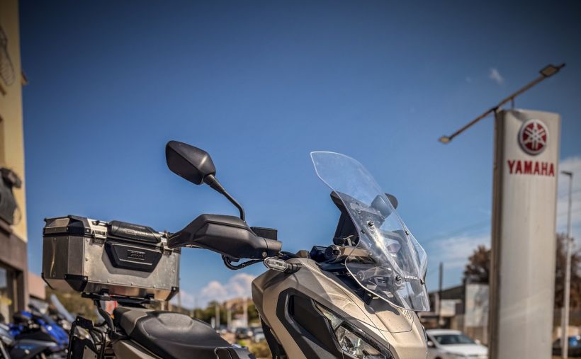 HONDA X-ADV 1