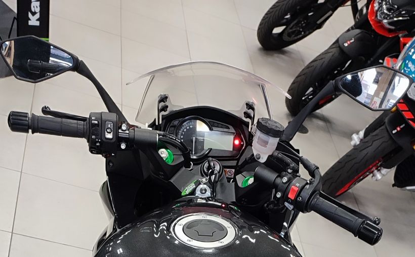 KAWASAKI Z 1000 SX 27
